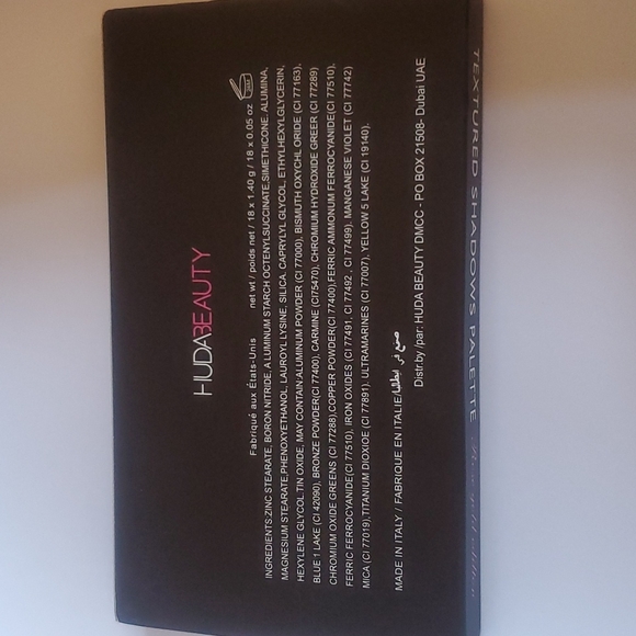 Eye shadows - Picture 3 of 3